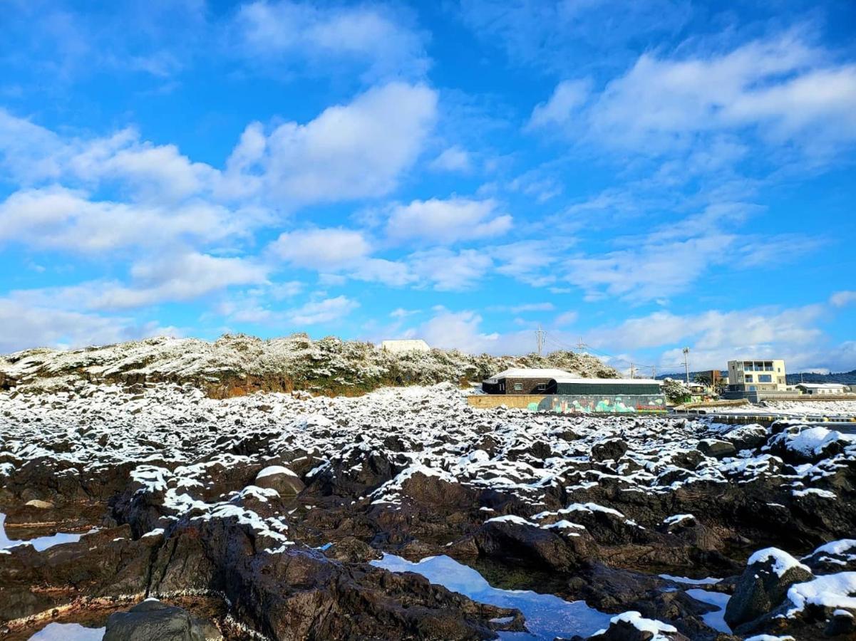 海威池私人度假屋 西归浦市 外观 照片